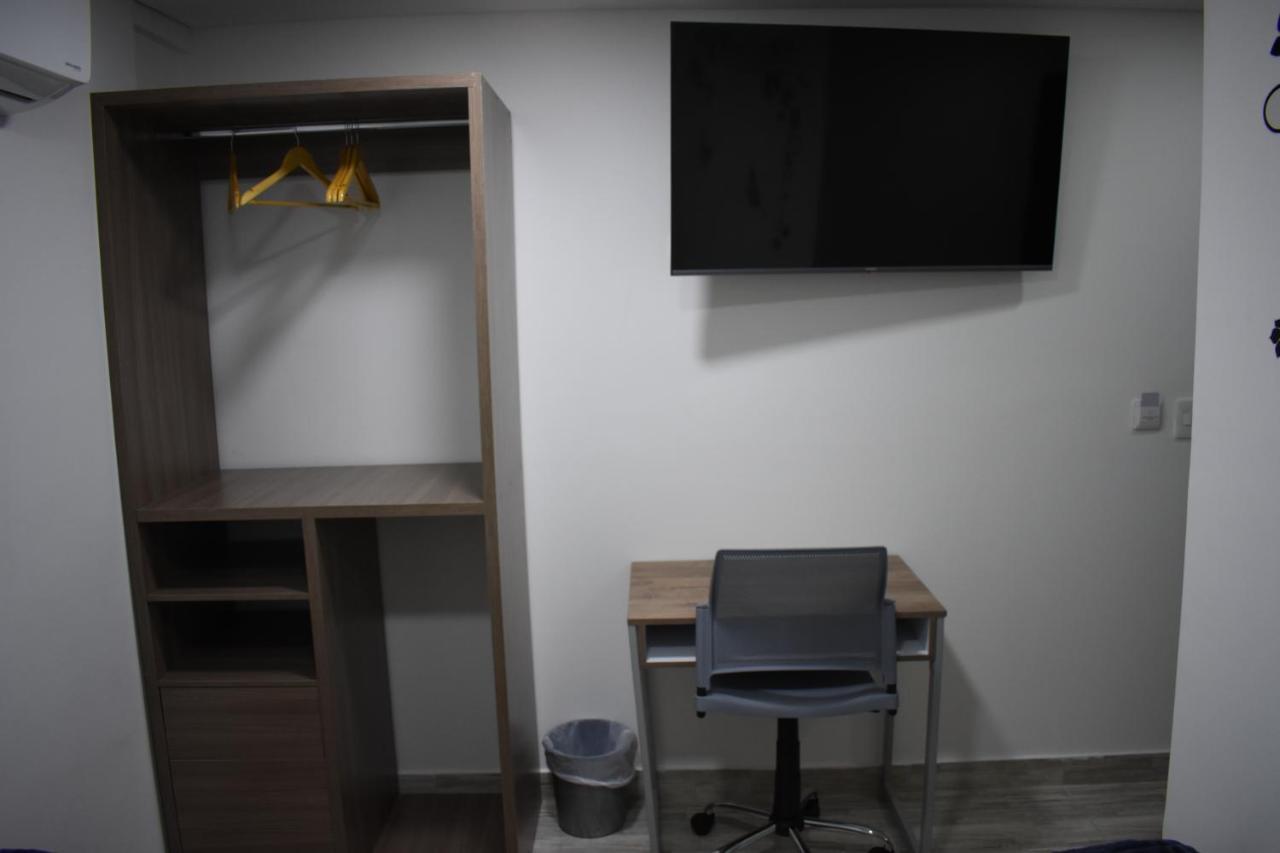 Hostel Boutique Nido De Loros Medellín Kültér fotó