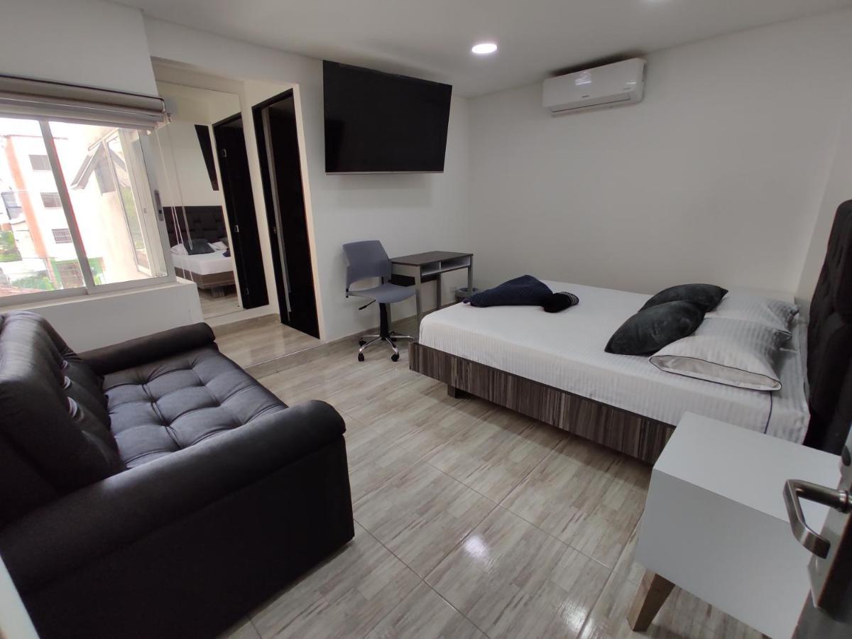 Hostel Boutique Nido De Loros Medellín Kültér fotó