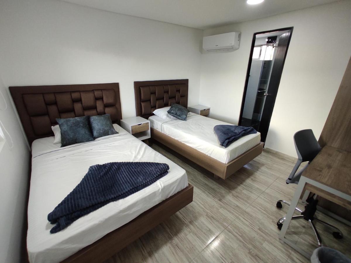 Hostel Boutique Nido De Loros Medellín Kültér fotó