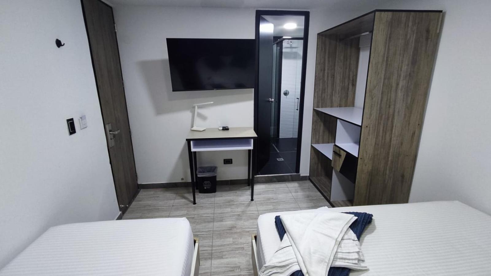 Hostel Boutique Nido De Loros Medellín Kültér fotó