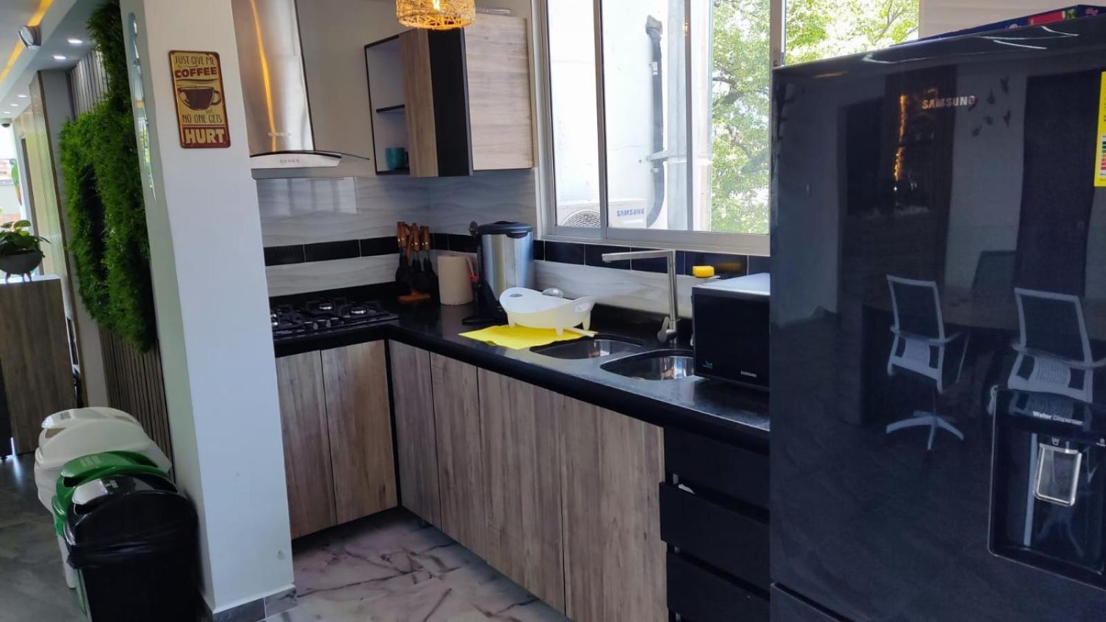 Hostel Boutique Nido De Loros Medellín Kültér fotó