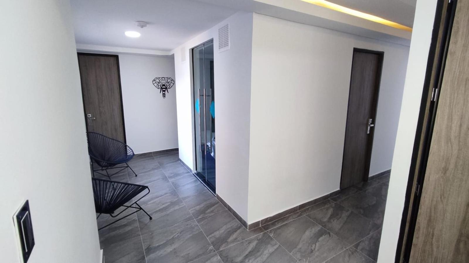 Hostel Boutique Nido De Loros Medellín Kültér fotó