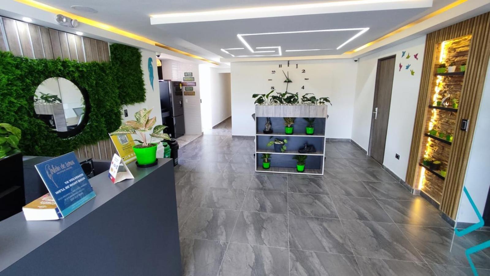 Hostel Boutique Nido De Loros Medellín Kültér fotó