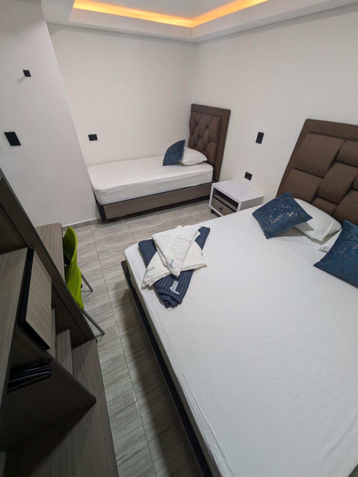 Hostel Boutique Nido De Loros Medellín Kültér fotó