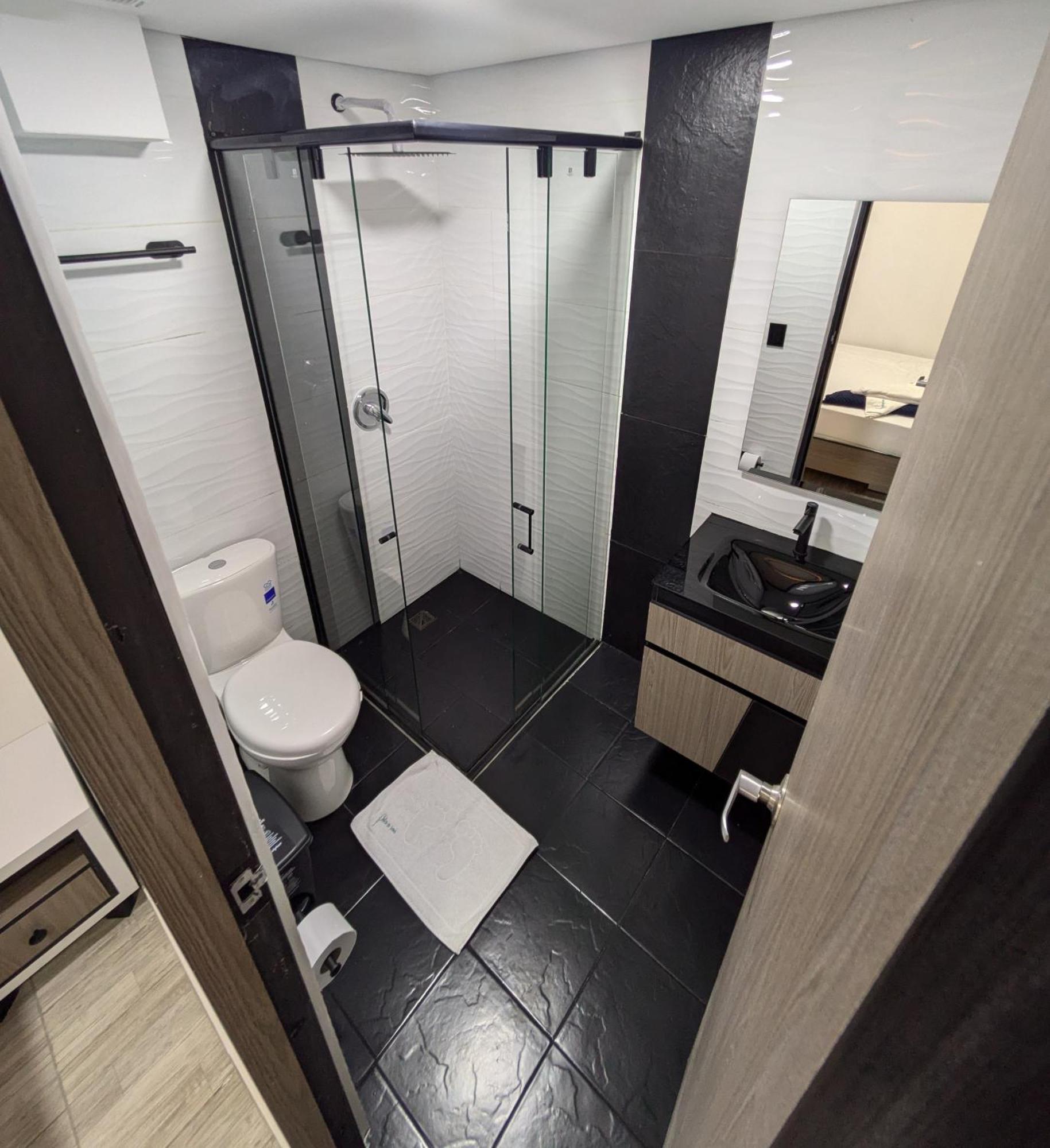 Hostel Boutique Nido De Loros Medellín Kültér fotó